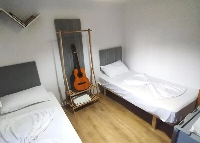 2 Single Bedroom Gasthof 3*
